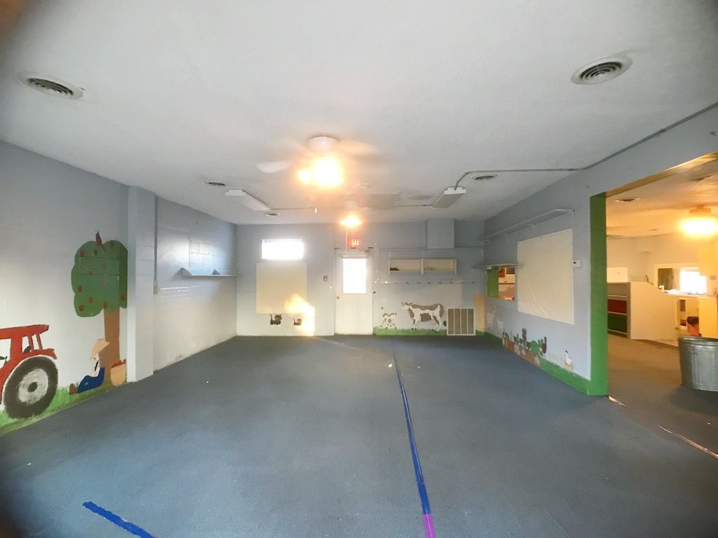 1722 N Jackson St, Litchfield, IL 62056